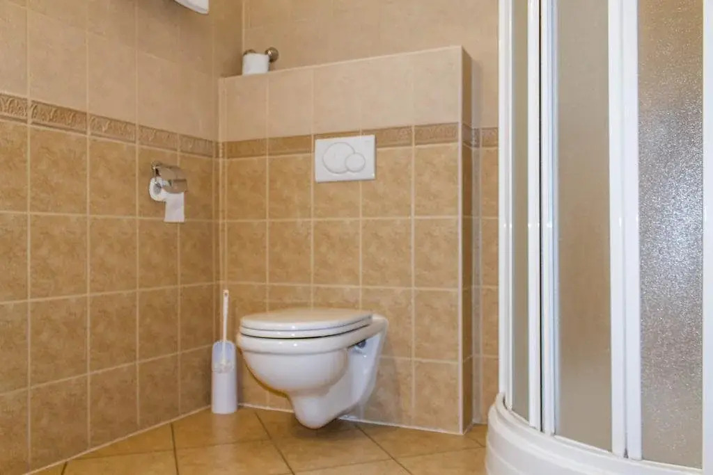Pannon Hotel Bejelentkezés 20 óráig, Check-in until 20 oclock, Einchecken bis 20 Uhr