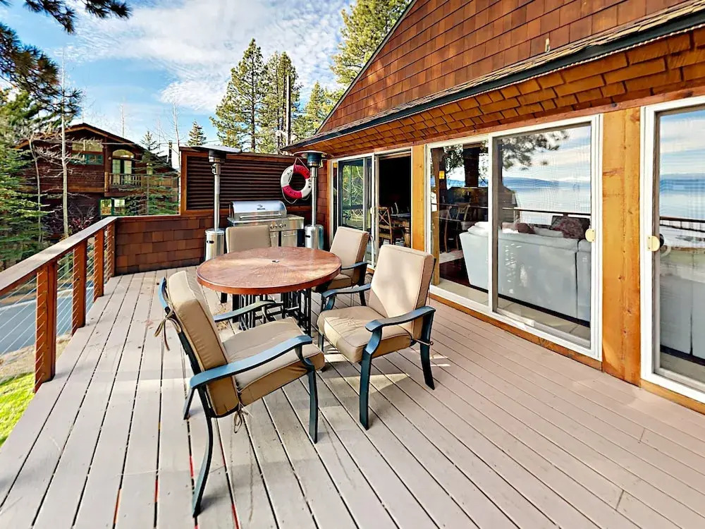 Lakefront 4BR Kings Beach Condo by RedAwning