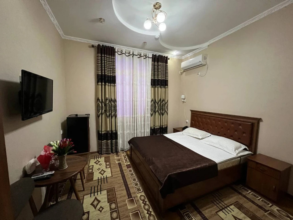 Ziyo Fayz Hotel