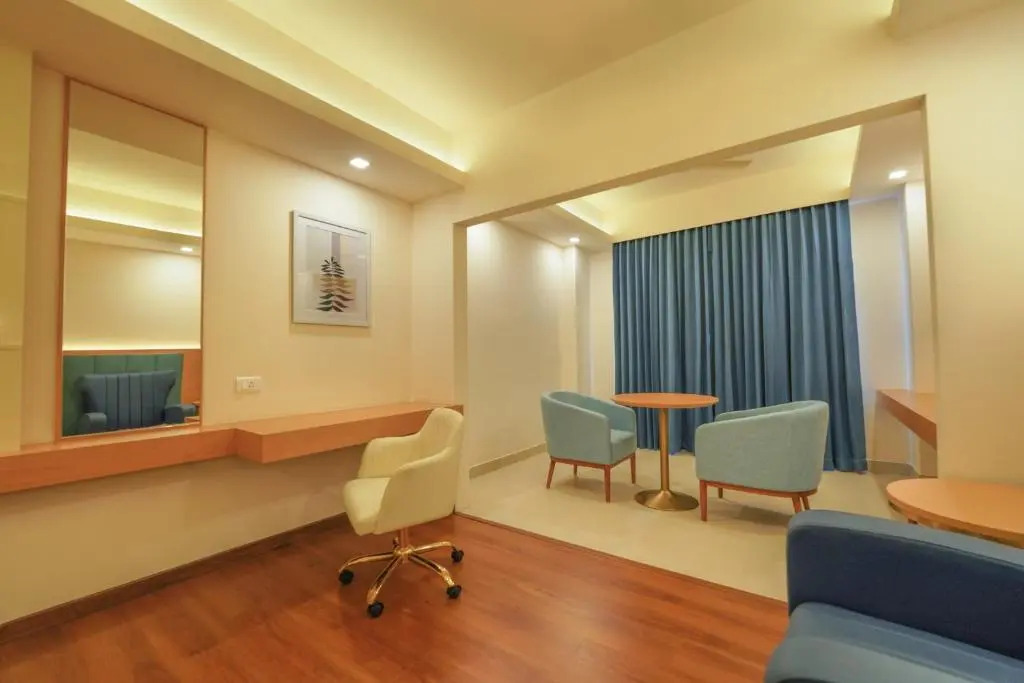 Hotel Turmeric