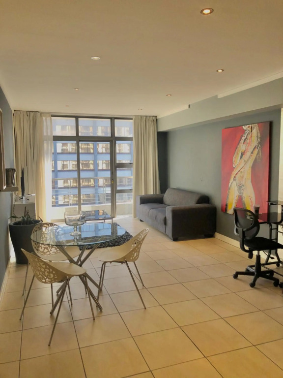 Icon Self Catering Apartment in Cape Town near Waterfront and CTICC