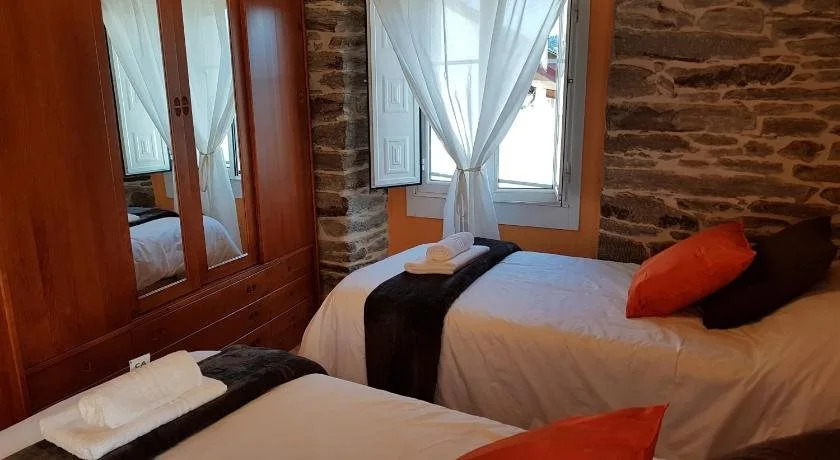 Aqua Rooms Sarria