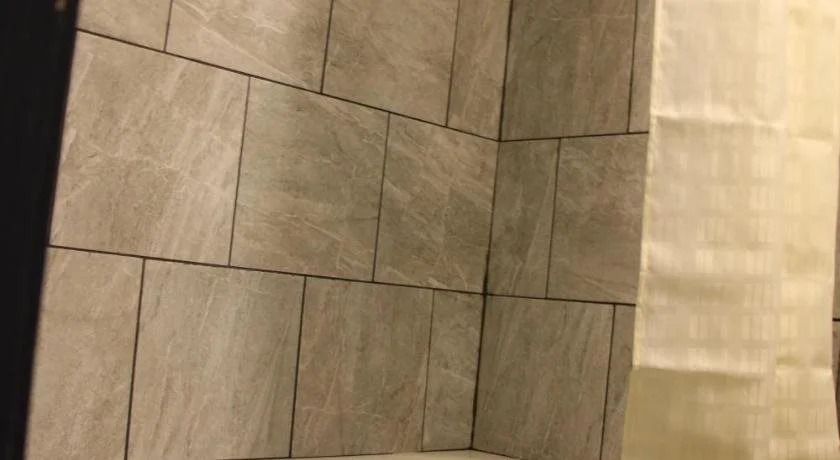 Quarters Inn & Suites