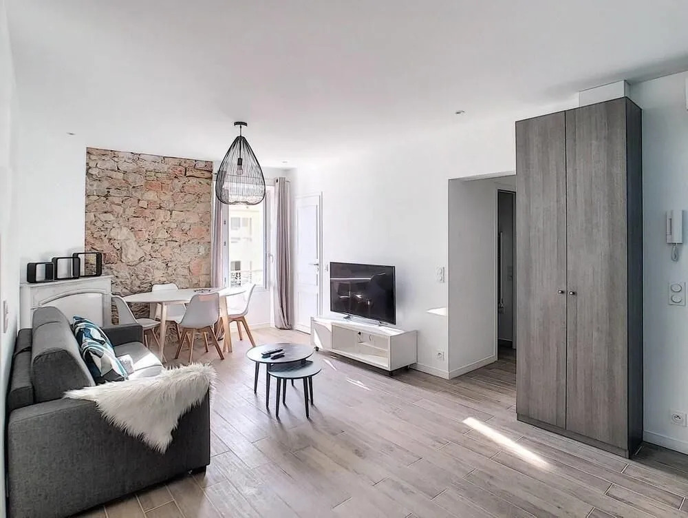 Superb Apart 6 People in the Heart of Cannes T33