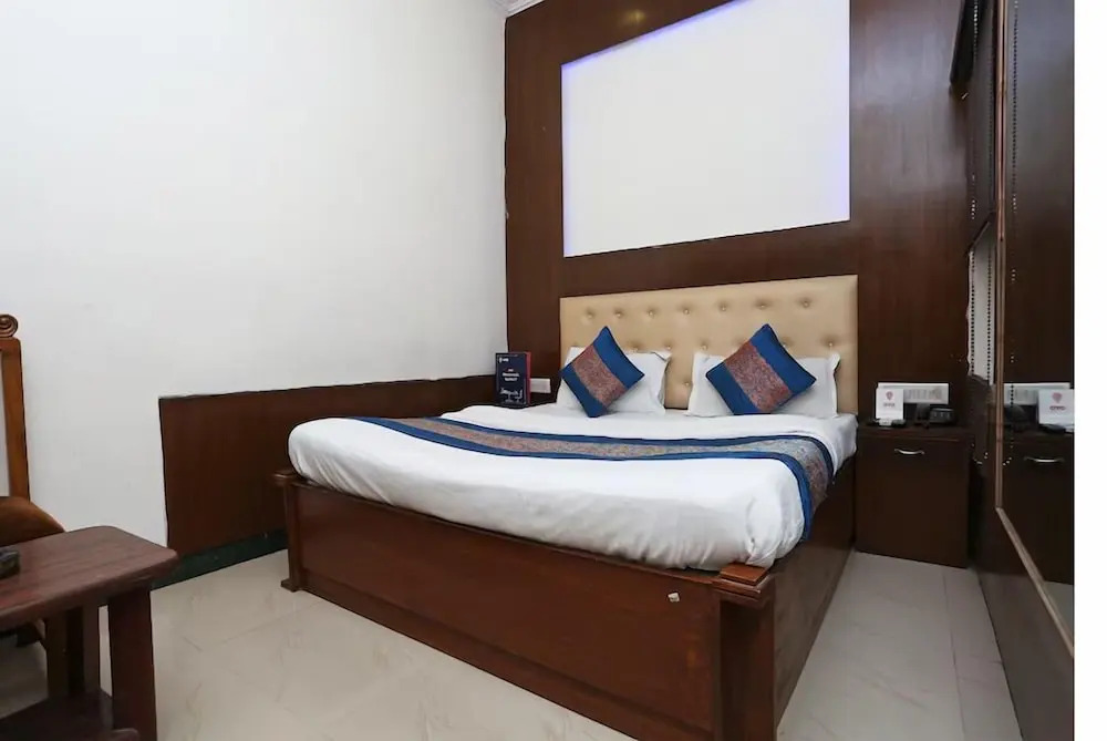 Hotel Sun Village Near New Delhi Railway Station