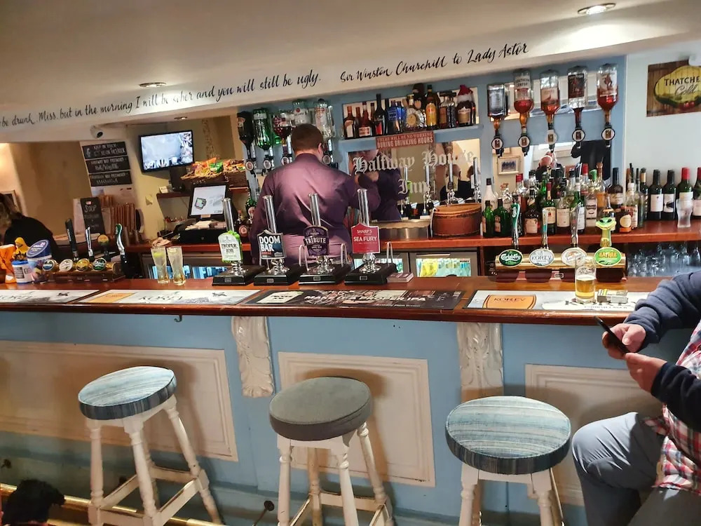 Halfway House Inn