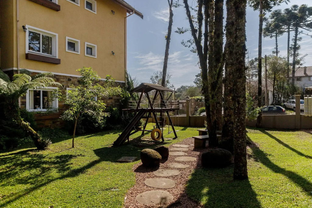 Casa de Pedra - 301D - Apto com piscina em Gramado