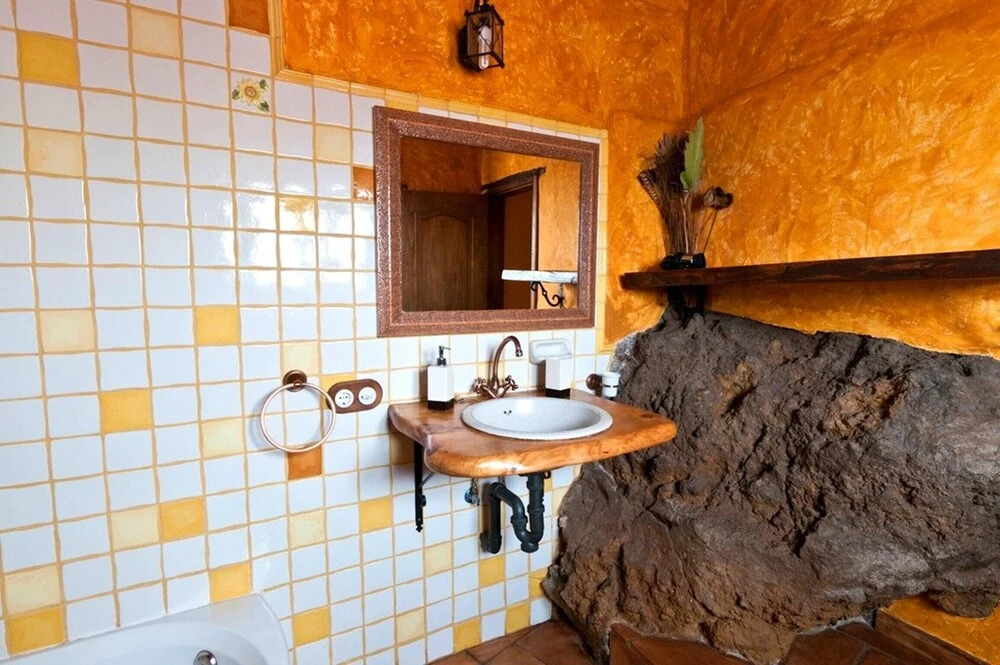 House With 3 Bedrooms in Isora, With Wonderful Mountain View and Furni