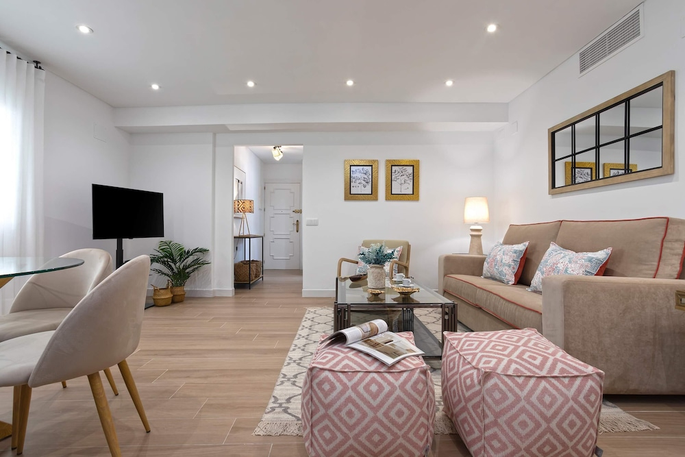 Luxury Apartment in Cordoba Center. Plaza Doblas