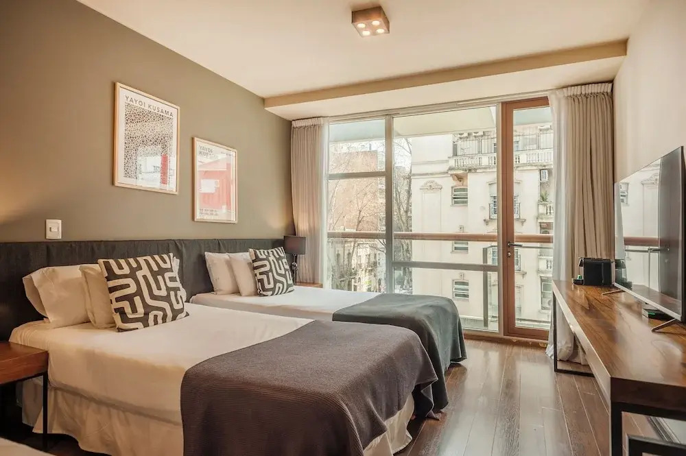 Modern Studio in heart Palermo T309