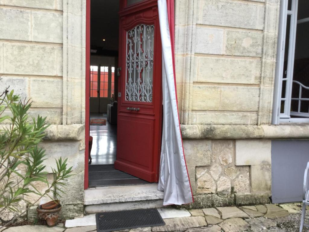 La Ferrade Chambres dHôtes B&B
