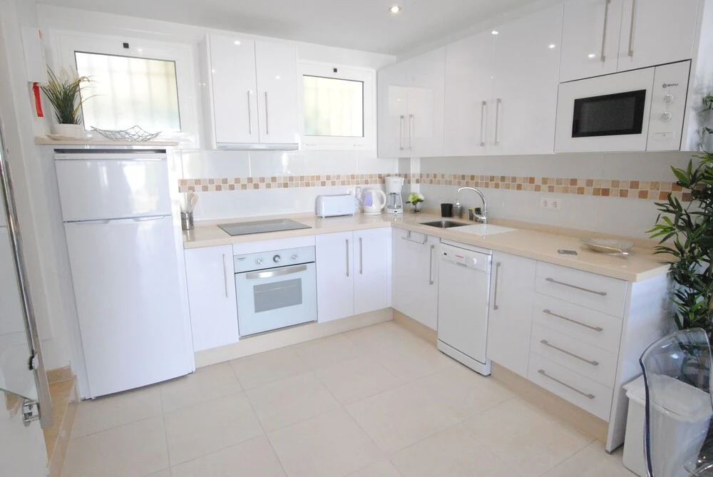 Dona Lola Macarena - Beautiful Frontline beach house between Fuengirola and Marbella - CS100