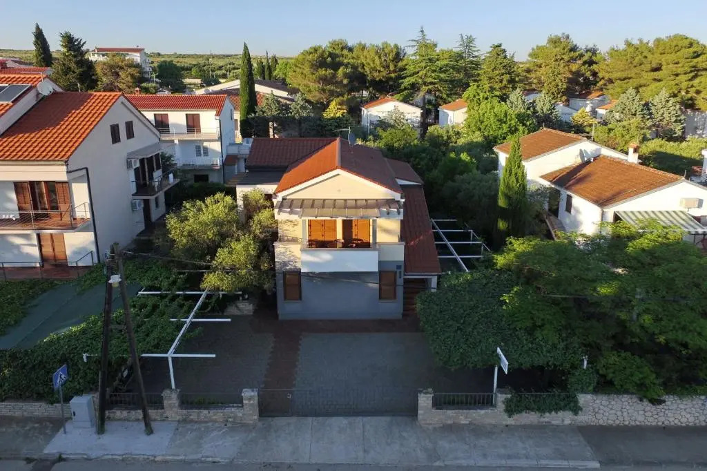 Be-Bu-Mar Apartments
