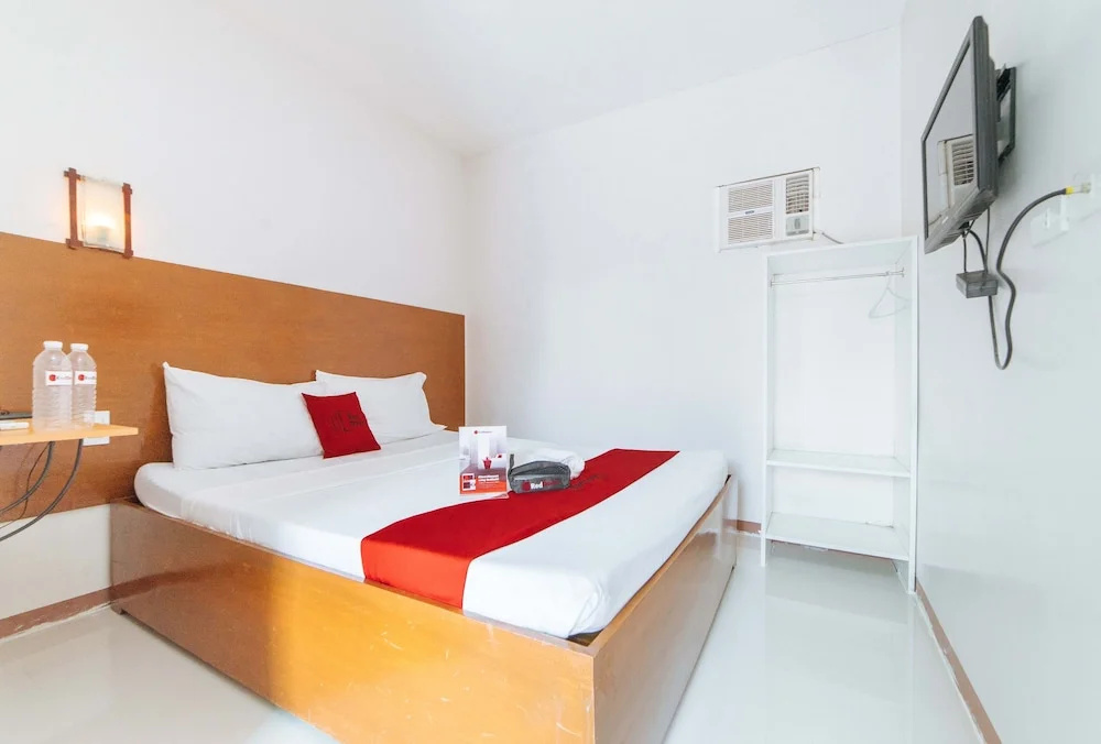 Jeonvill Travellers Inn by RedDoorz