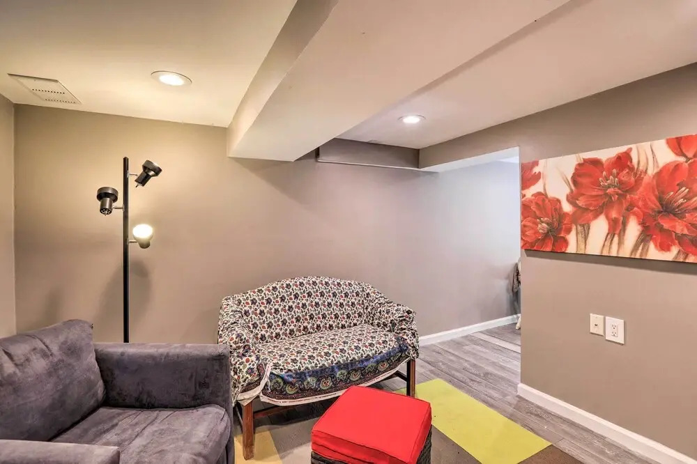 Garden-level Millburn Apt - Walk to Transit!