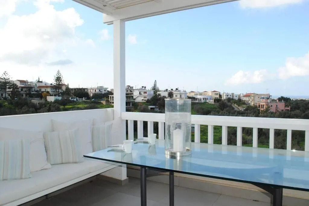 Krinos Apartment