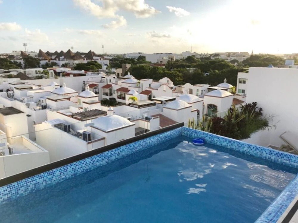 Menesse City Condo 1409
