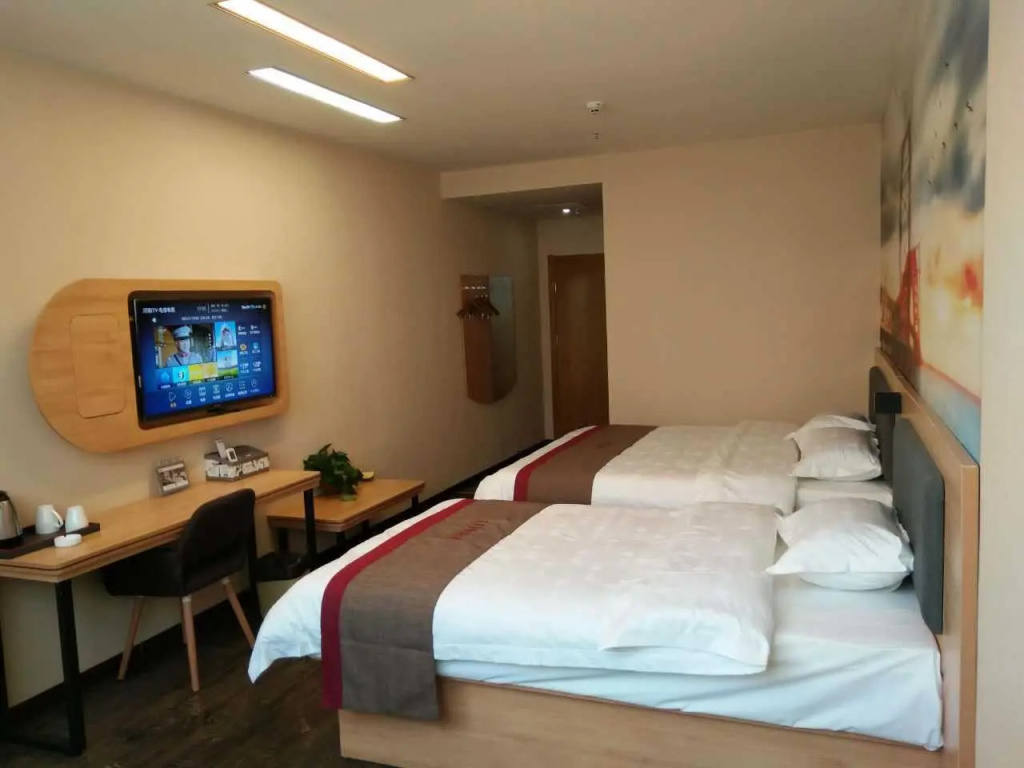 Thank Inn Hotel He'nan Zhengzhou Xinzheng City North China Road Xuanyuan Lake