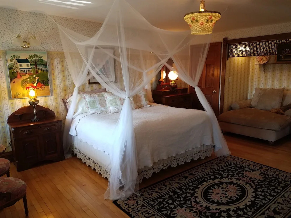 Mont Rest Inn