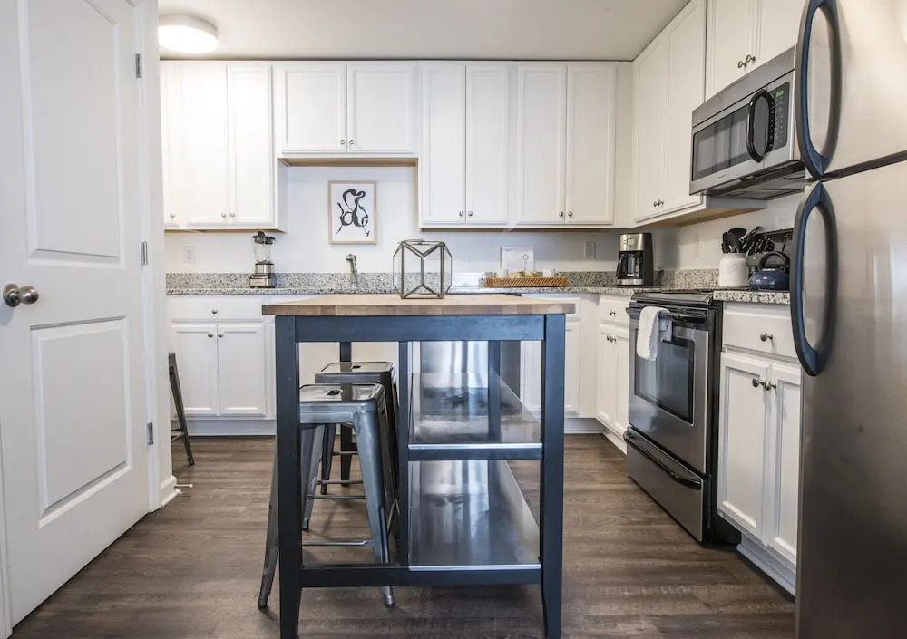 Abode Nashville - Marathon Village Near Downtown