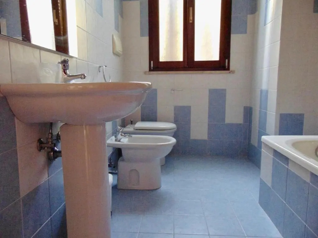 N243 - Numana, trilocale in residence con piscina