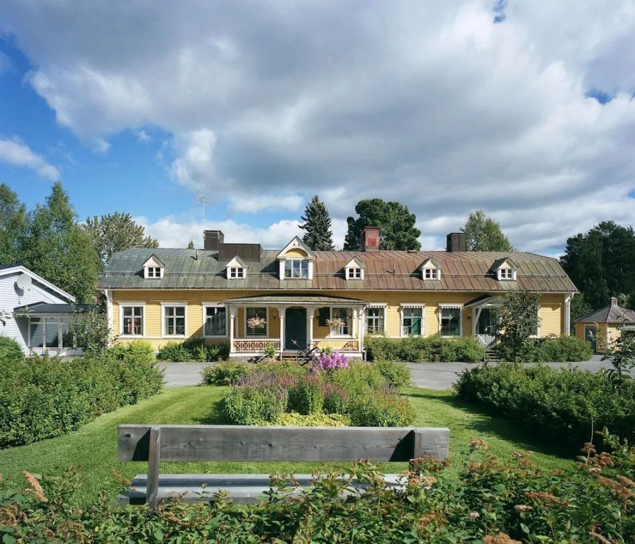 Edelviks Trädgård B&B
