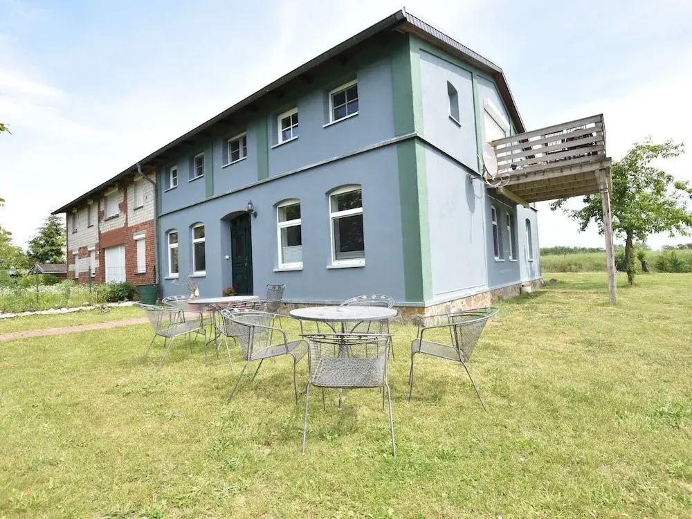 Beautiful Apartment in Pepelow With Terrace, Garden and Barbecue