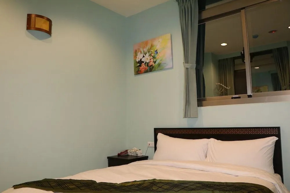 HeFeng B&B