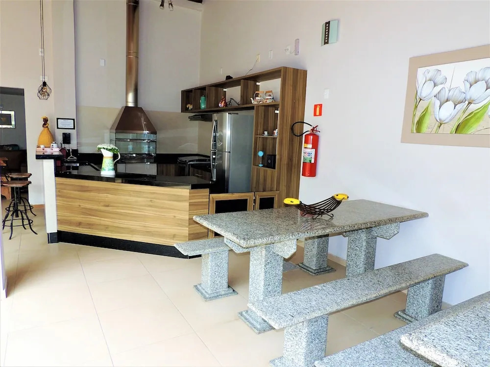 Hotel Água Viva - Cachoeira Paulista - SP - Próximo a Canção Nova