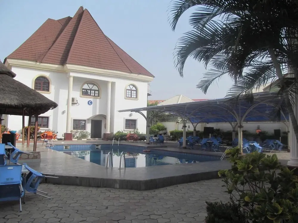 Pauliham Hotel and Suites