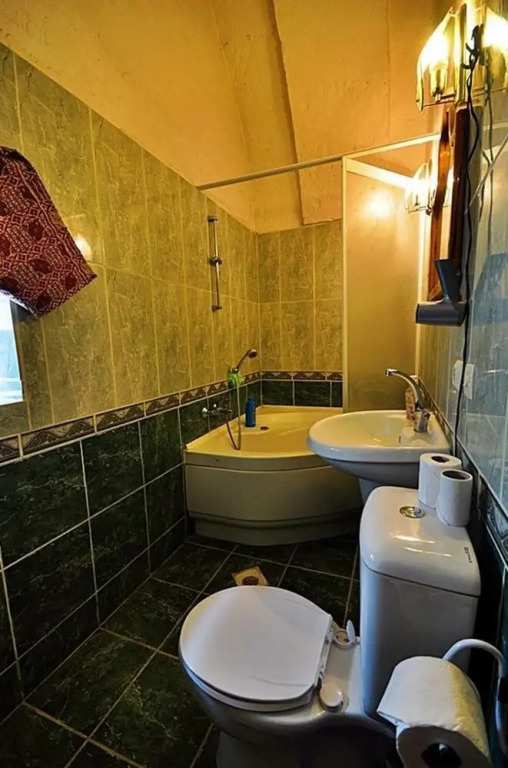 Tokmak Guest House