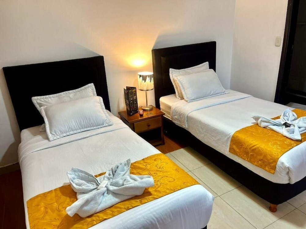 House Studio Hotel