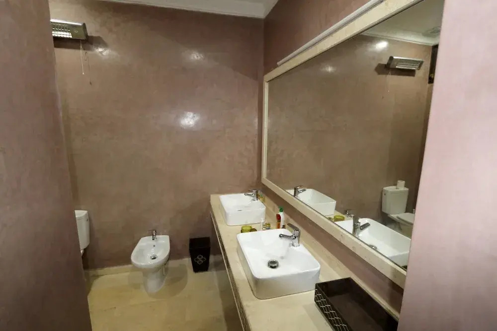 Property With 6 Bedrooms in Rabat, With Terrace and Wifi