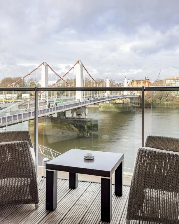 3 bed 2 bath River View
