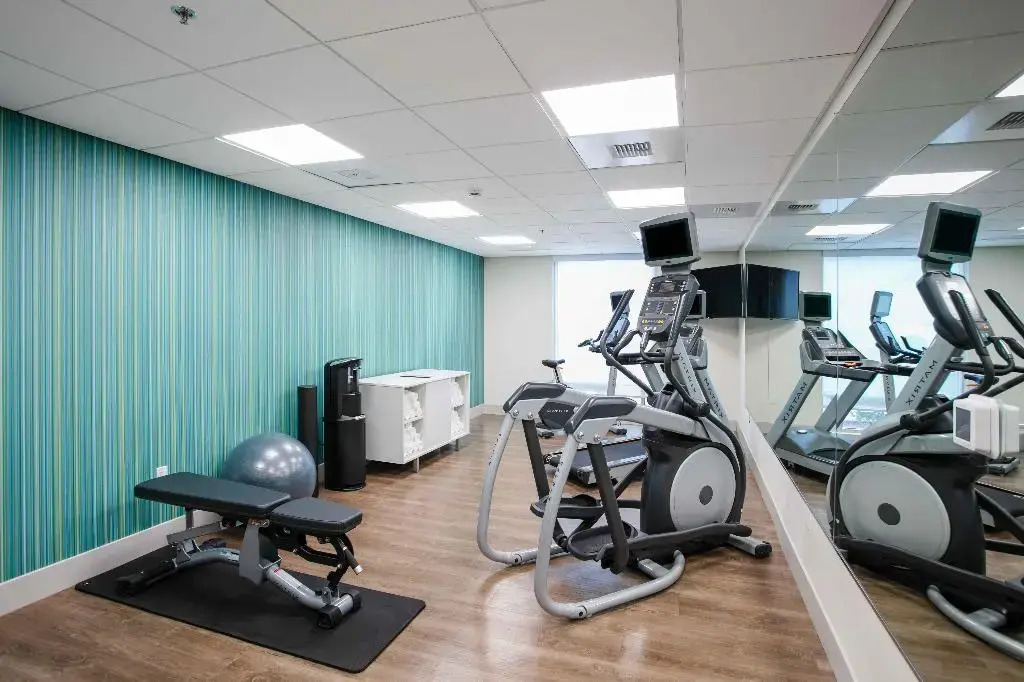 Holiday Inn Express & Suites Oakhurst-Yosemite Park Area by IHG