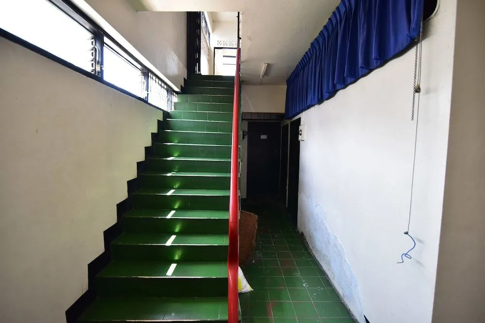 Prasuri Guest House