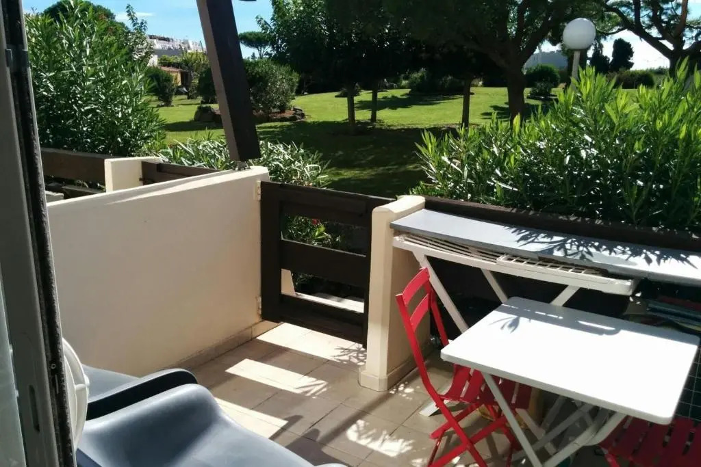 Le Tikanah Port Nature 8 - Rez Jardin - Terrasse - Parking - Village Naturiste