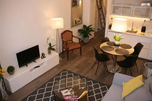 NILA Opera Apartment