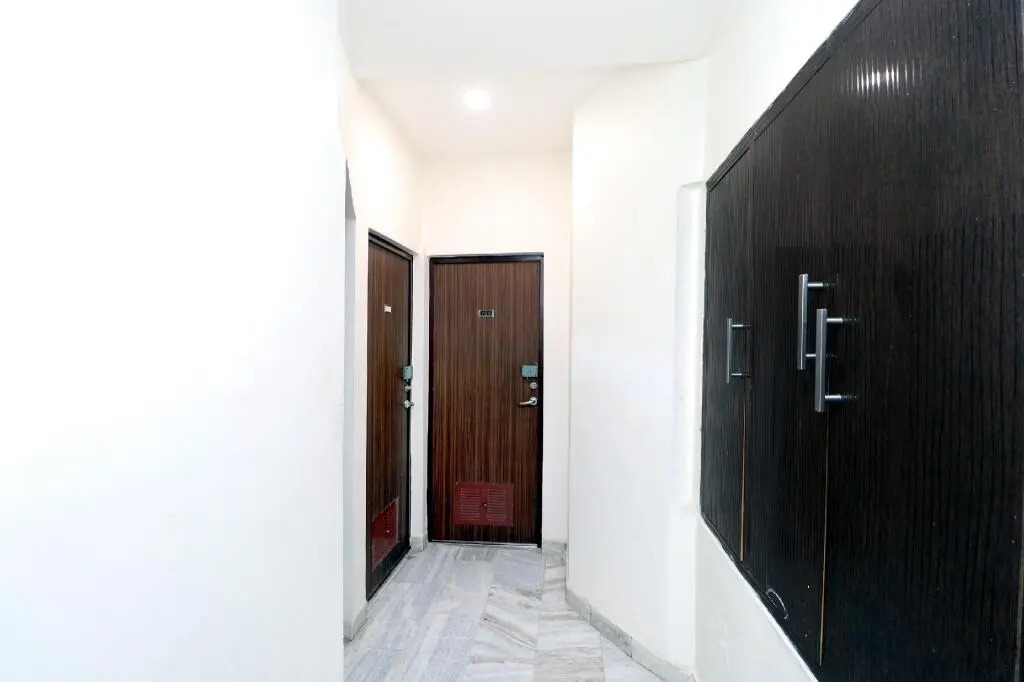 Hotel Plazza by OYO Rooms