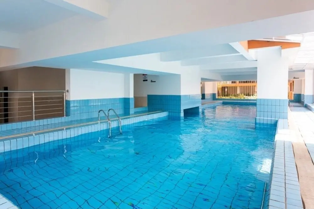 Stay.Plus Splash of Glam Lavington