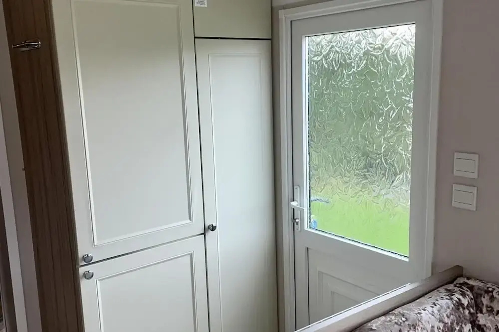 3guest-2bedroom-wifi-tv
