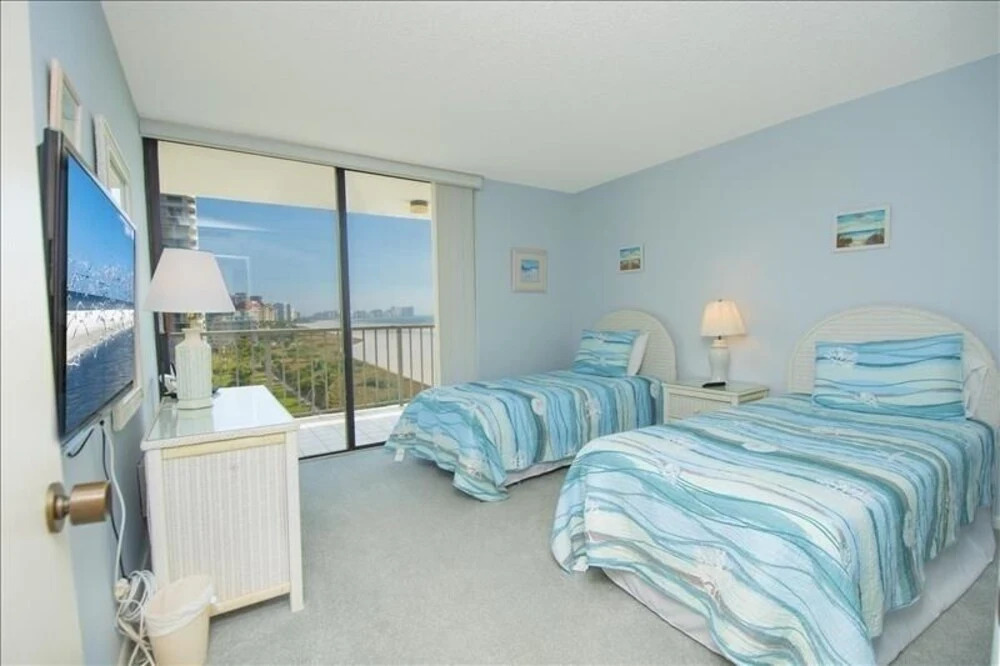 Sst3-811 - South Seas Tower 2 Bedroom Condo by Redawning