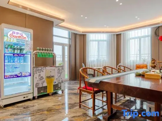 Qingdao Jinsha Bay No.1 Resort Hotel (Jinsha Beach Beer City)