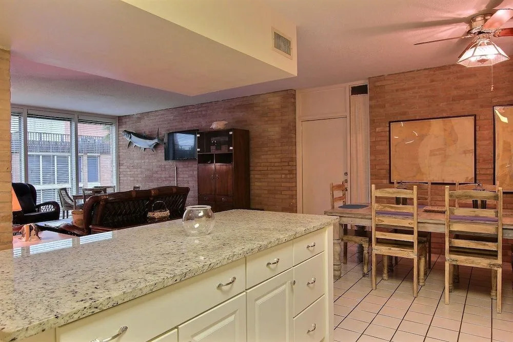 Channelview 206 2 Bedrooms 2 Bathrooms Condo
