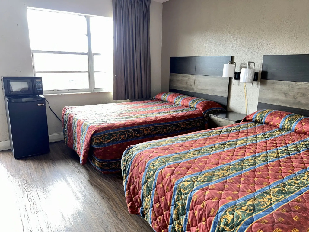 Americas Best Inn and Suites Fort Lauderdale North