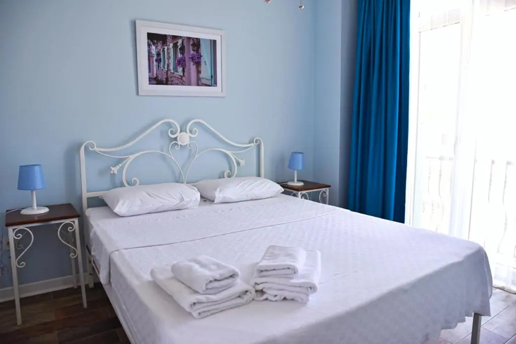 Zeytin Arası Apart Otel