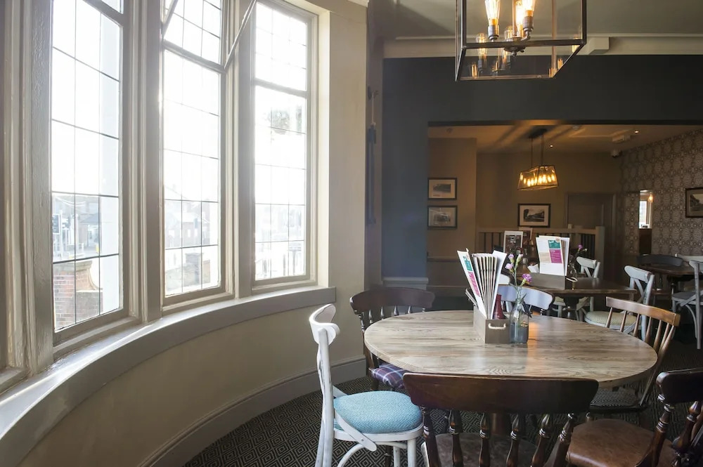 Royal Inn