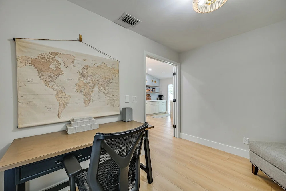 Chic Naples Home w/ Pool & Hot Tub, 4 Mi to Beach!