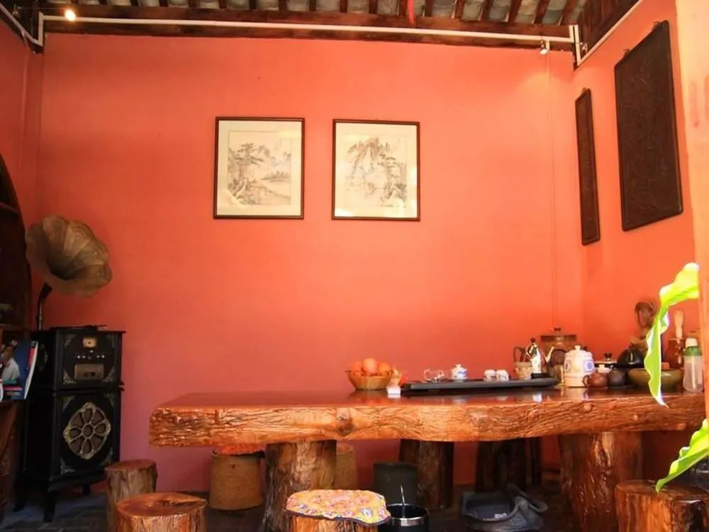 Lijiang Hemuju Inn