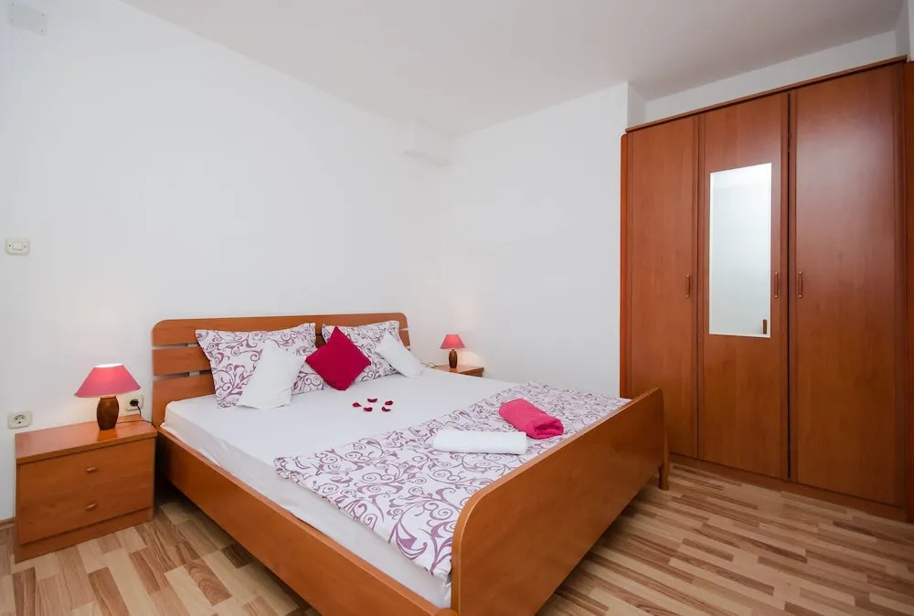 Apartments Krunoslav